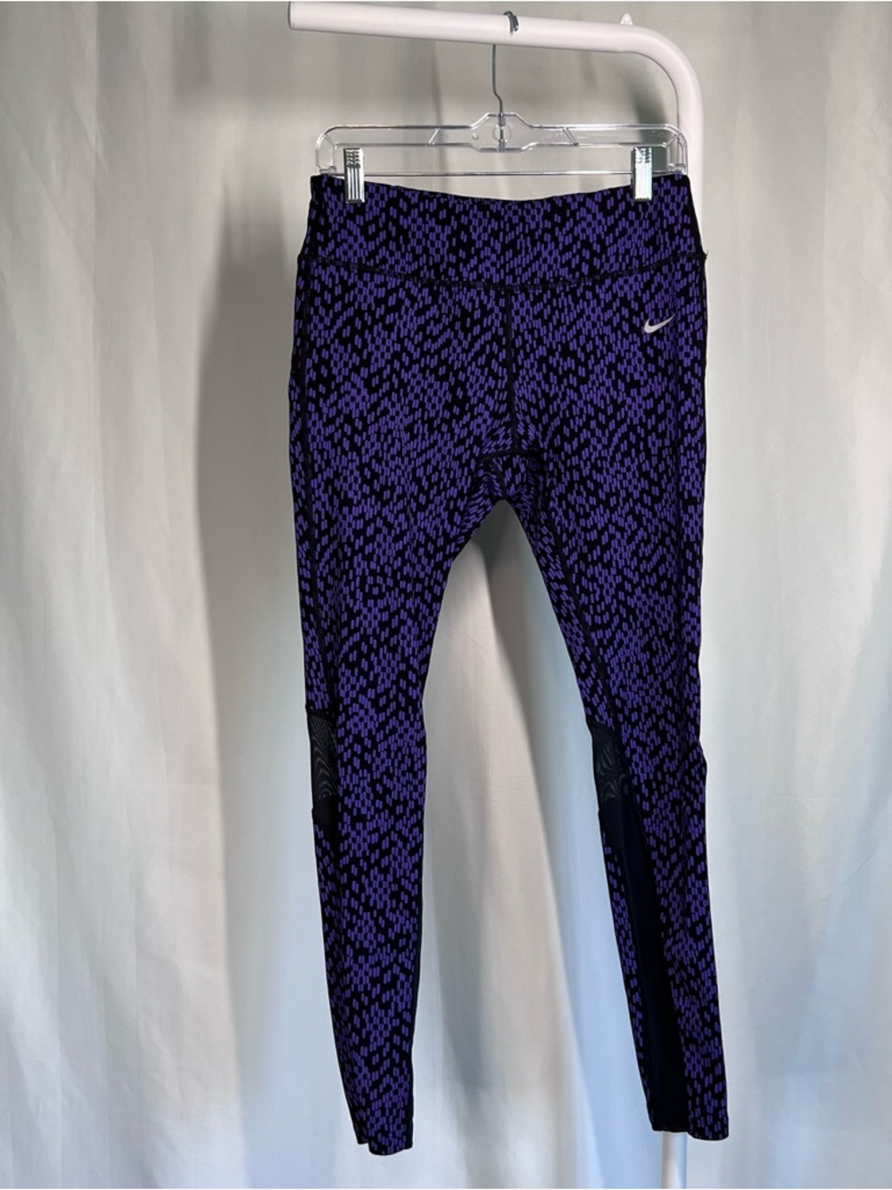 Nike Women's Purple Black Patterned Athletic Leggings